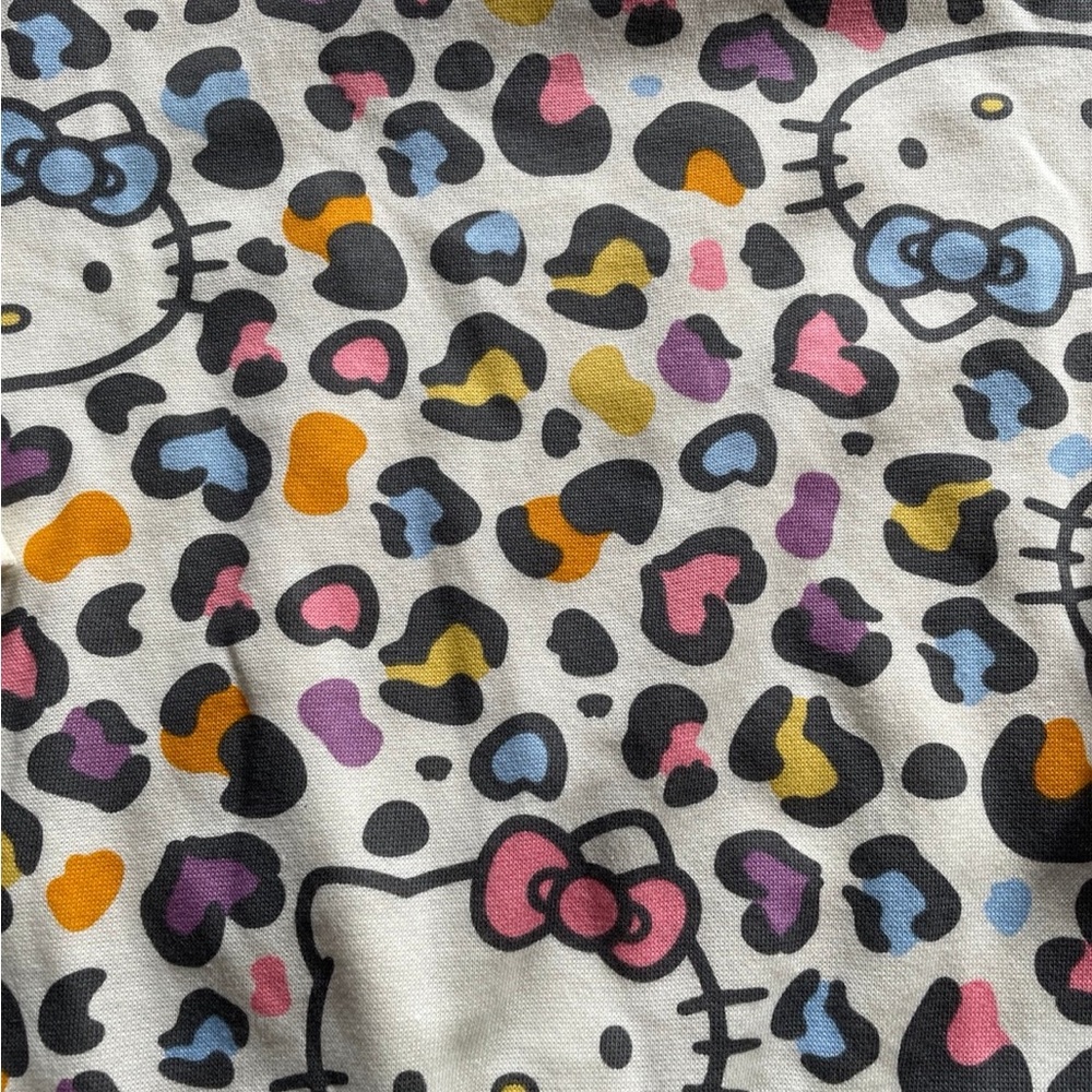 Girls 3T Hello Kitty Outfit - Picture 3 of 7